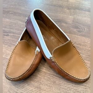 Tod’s Classic Tan Loafers